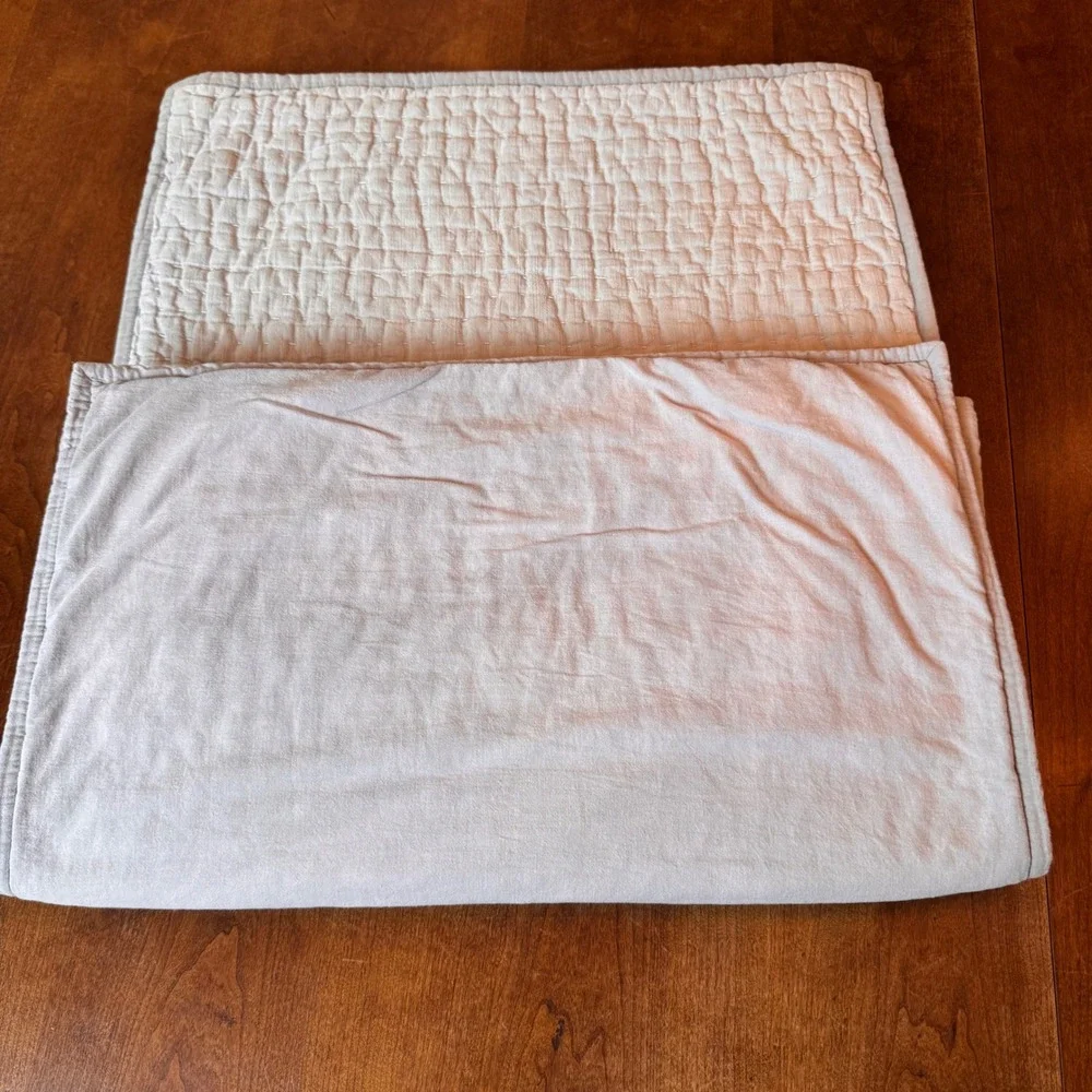 Pottery Barn Gray Linen 2 King Shams Pick Stitch Hand Quilted